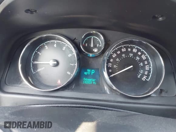 ✅ 2015 Chevrolet Captiva Sport LTZ • VIN: 3GNAL4EK8FS506066 • Lot: 41963941. Wystawiony na IAAI z przebiegiem 142 003 mil. Bezpłatny archiwum sprzedaży aukcyjnych z USA i szczegółowy raport historii pojazdu na DreamBid. Zdjęcie 7.