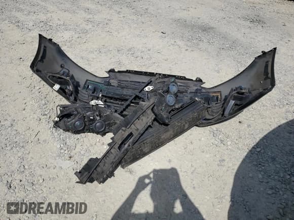 ✅ 2013 Ford Fusion SE Hybrid • VIN: 3FA6P0LU8DR371777 • Lot: 65461425. Listed on Copart with 176,660 mi. Free auction sales archive from the USA and detailed vehicle history report at DreamBid. Image 12.