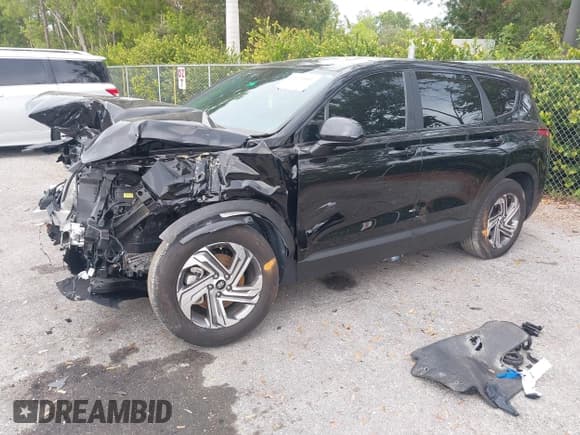 ✅ 2023 Hyundai Santa Fe SE • VIN: 5NMS14AJ2PH626664 • Lot: 41179001. Wystawiony na IAAI z przebiegiem 12 524 mil. Bezpłatny archiwum sprzedaży aukcyjnych z USA i szczegółowy raport historii pojazdu na DreamBid. Zdjęcie 17.