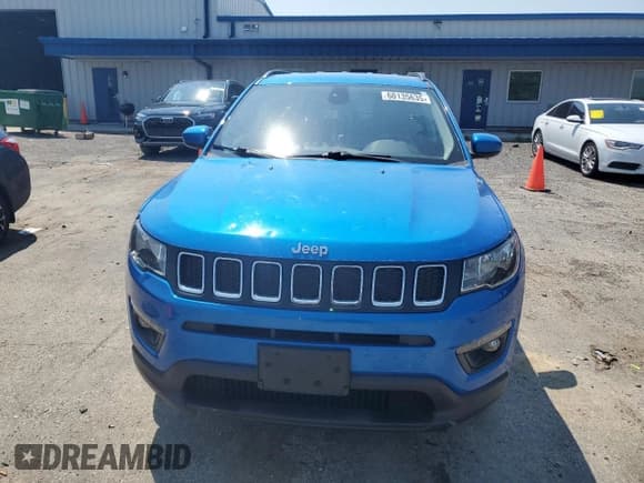 ✅ 2019 Jeep Compass Latitude • VIN: 3C4NJDBB8KT598658 • Лот: 60135635. Опубликован ранее на Copart с пробегом 18 669 миль. Бесплатный доступ к архиву аукционных продаж из США и подробный отчёт об истории автомобиля на DreamBid. Изображение 5.