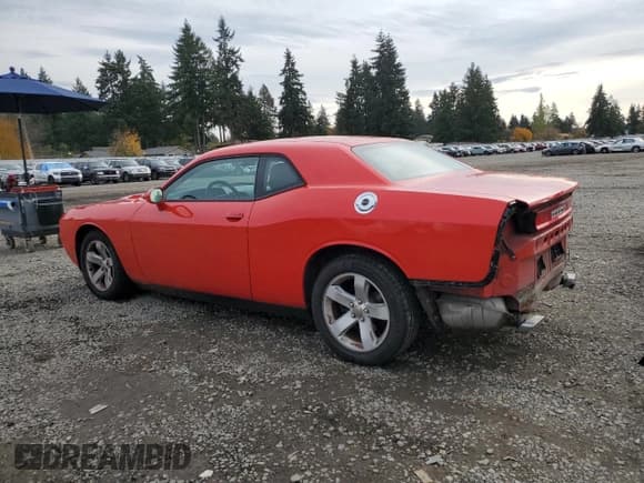 ✅ 2014 Dodge Challenger SXT • VIN: 2C3CDYAG9EH110483 • Lot: 92565885. Listed on Copart with 170,033 mi. Free auction sales archive from the USA and detailed vehicle history report at DreamBid. Image 2.