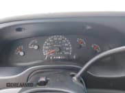 ✅ 1999 Ford Econoline Passenger XL • VIN: 1FBSS31L4XHC09464 • Lot: 42769790. Wystawiony na IAAI z przebiegiem 107 220 mil. Bezpłatny archiwum sprzedaży aukcyjnych z USA i szczegółowy raport historii pojazdu na DreamBid. Zdjęcie 7.