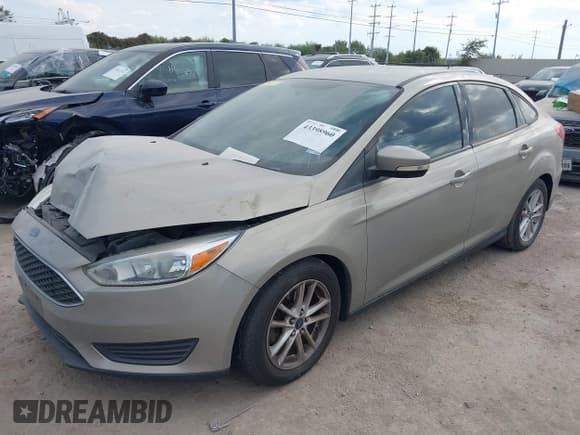 ✅ 2016 Ford Focus SE • VIN: 1FADP3F25GL372309 • Lot: 43398960. Listed on IAAI with 174,017 mi. Free auction sales archive from the USA and detailed vehicle history report at DreamBid. Image 16.