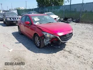 ✅ 2015 Mazda 3 i Grand Touring • VIN: 3MZBM1W77FM131596 • Лот: 42959890. Опубликован ранее на IAAI с пробегом 221 509 миль. Бесплатный доступ к архиву аукционных продаж из США и подробный отчёт об истории автомобиля на DreamBid. Изображение 1.