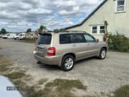 ✅ 2007 Toyota Highlander w/3rd Row • VIN: JTEEW21A870034037 • Lot: 85937605. Wystawiony na Copart z przebiegiem 118 536 mil. Bezpłatny archiwum sprzedaży aukcyjnych z USA i szczegółowy raport historii pojazdu na DreamBid. Zdjęcie 4.