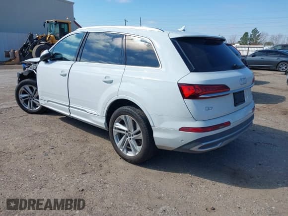✅ 2023 Audi Q7 Premium Plus • VIN: WA1LXBF76PD015236 • Lot: 41609240. Wystawiony na IAAI z przebiegiem 31 440 mil. Bezpłatny archiwum sprzedaży aukcyjnych z USA i szczegółowy raport historii pojazdu na DreamBid. Zdjęcie 3.