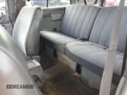 ✅ 1987 Toyota 4Runner • VIN: JT4RN62D0H0159821 • Lot: 82472415. Wystawiony na Copart z przebiegiem 273 810 mil. Bezpłatny archiwum sprzedaży aukcyjnych z USA i szczegółowy raport historii pojazdu na DreamBid. Zdjęcie 10.