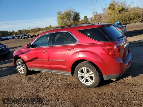 ✅ 2015 Chevrolet Equinox LT • VIN: 2GNALCEK0F1157619 • Лот: 89842275. Опубликован ранее на Copart с пробегом 92 584 миль. Бесплатный доступ к архиву аукционных продаж из США и подробный отчёт об истории автомобиля на DreamBid. Изображение 2.