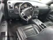 ✅ 2013 Dodge Challenger Rallye Redline • VIN: 2C3CDYAG9DH610688 • Lot: 73033704. Wystawiony na Copart z przebiegiem 155 724 mil. Bezpłatny archiwum sprzedaży aukcyjnych z USA i szczegółowy raport historii pojazdu na DreamBid. Zdjęcie 8.