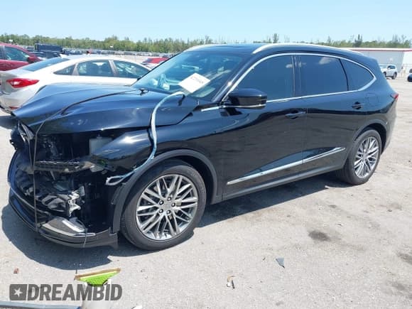 ✅ 2024 Acura MDX Advance • VIN: 5J8YE1H81RL009551 • Lot: 42231045. Listed on IAAI with 30,721 mi. Free auction sales archive from the USA and detailed vehicle history report at DreamBid. Image 2.