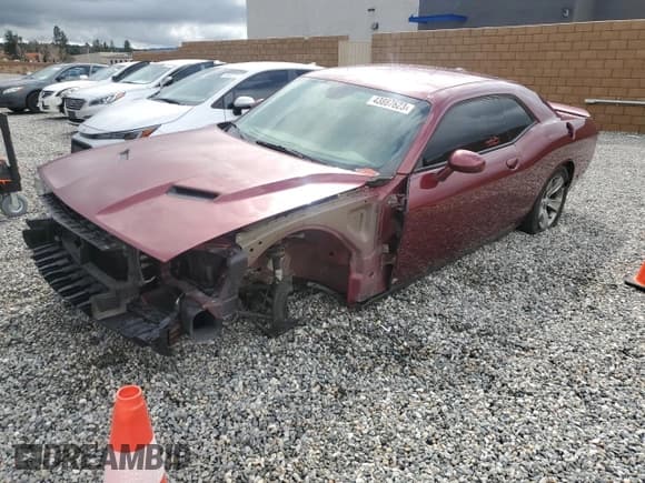 ✅ 2019 Dodge Challenger SXT • VIN: 2C3CDZAG5KH669840 • Lot: 43887623. Wystawiony na Copart z przebiegiem 47 031 mil. Bezpłatny archiwum sprzedaży aukcyjnych z USA i szczegółowy raport historii pojazdu na DreamBid. Zdjęcie 1.