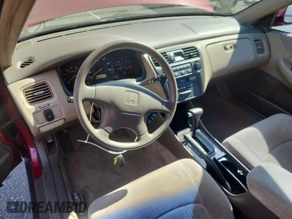 ✅ 2000 Honda Accord SE • VIN: JHMCG6696YC019176 • Lot: 80961655. Listed on Copart with 140,374 mi. Free auction sales archive from the USA and detailed vehicle history report at DreamBid. Image 8.