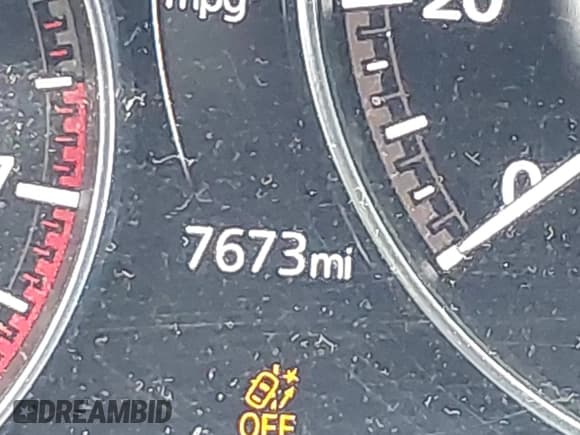 ✅ 2025 Mazda CX-50 S Premium Plus • VIN: 7MMVABEM3SN318775 • Лот: 43247854. Опубликован ранее на IAAI с пробегом 7 673 миль. Бесплатный доступ к архиву аукционных продаж из США и подробный отчёт об истории автомобиля на DreamBid. Изображение 16.