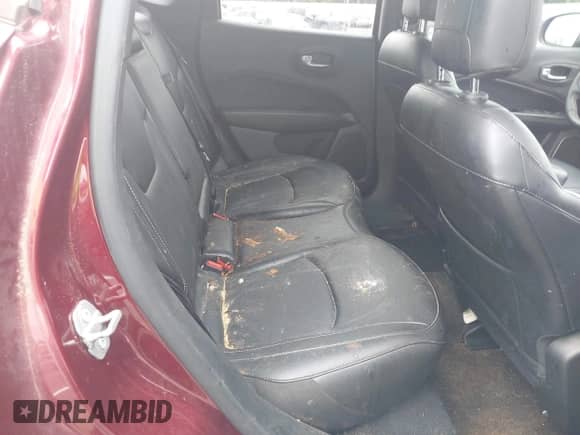 2021 Jeep Compass 80th Anniversary z VIN 3C4NJCEBXMT571406, wystawiony jako IAAI lot #42900251 z przebiegiem 91 891 mil mil oraz . Historia ofert i sprzedaży dostępna na DreamBid. Obrazek 8.