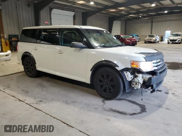 ✅ 2010 Ford Flex SE • VIN: 2FMGK5BC0ABA09824 • Лот: 62845885. Опубликован ранее на Copart с пробегом 177 718 миль. Бесплатный доступ к архиву аукционных продаж из США и подробный отчёт об истории автомобиля на DreamBid. Изображение 4.