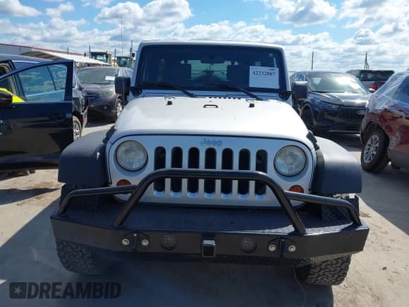 ✅ 2008 Jeep Wrangler Unlimited Rubicon • VIN: 1J4GA69178L550598 • Лот: 42232887. Опубликован ранее на IAAI с пробегом 99 637 миль. Бесплатный доступ к архиву аукционных продаж из США и подробный отчёт об истории автомобиля на DreamBid. Изображение 12.