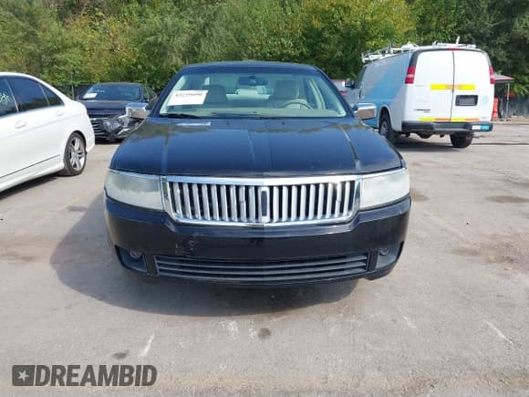 ✅ 2006 Lincoln Zephyr • VIN: 3LNHM26176R668594 • Lot: 43229690. Listed on IAAI with 136,969 mi. Free auction sales archive from the USA and detailed vehicle history report at DreamBid. Image 6.