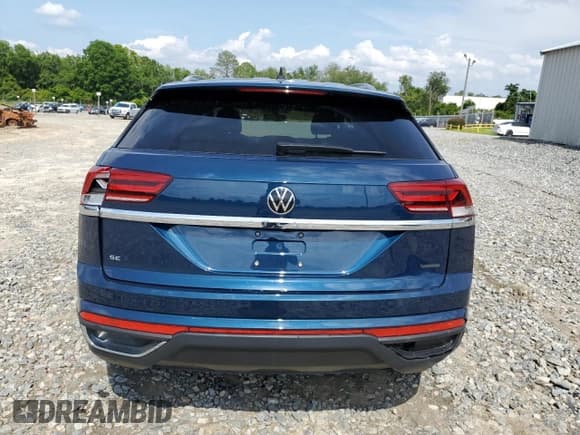 ✅ 2023 Volkswagen Atlas SE • VIN: 1V2LC2CA0PC218015 • Lot: 57940744. Listed on Copart with 18,021 mi. Free auction sales archive from the USA and detailed vehicle history report at DreamBid. Image 6.