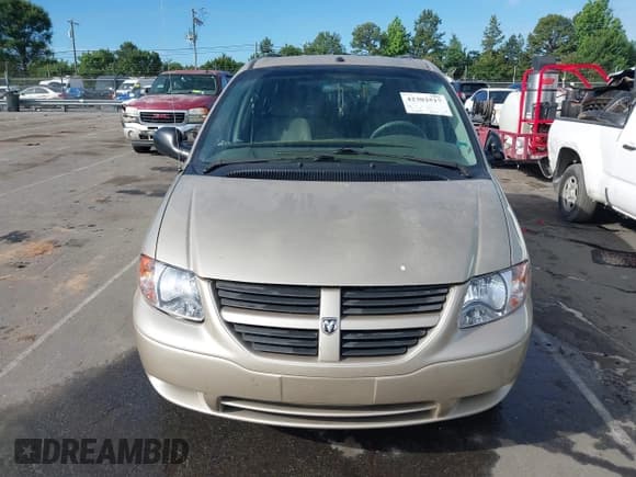 ✅ 2006 Dodge Grand Caravan SE • VIN: 1D4GP24R36B734422 • Lot: 42302517. Wystawiony na IAAI z przebiegiem 217 946 mil. Bezpłatny archiwum sprzedaży aukcyjnych z USA i szczegółowy raport historii pojazdu na DreamBid. Zdjęcie 12.