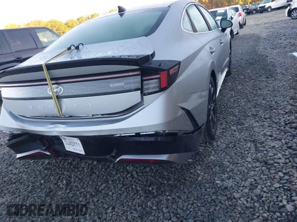 ✅ 2025 Hyundai Sonata SEL • VIN: KMHL64JA8SA514083 • Лот: 43606903. Опубликован ранее на IAAI с пробегом 5 056 миль. Бесплатный доступ к архиву аукционных продаж из США и подробный отчёт об истории автомобиля на DreamBid. Изображение 17.