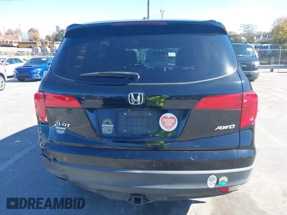✅ 2017 Honda Pilot EX-L • VIN: 5FNYF6H51HB033722 • Lot: 43594503. Listed on IAAI with 146,016 mi. Free auction sales archive from the USA and detailed vehicle history report at DreamBid. Image 16.