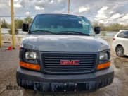 ✅ 2010 GMC Savana LS • VIN: 1GJ2GZDG1A1184224 • Lot: 91743165. Wystawiony na Copart z przebiegiem 57 793 mil. Bezpłatny archiwum sprzedaży aukcyjnych z USA i szczegółowy raport historii pojazdu na DreamBid. Zdjęcie 5.