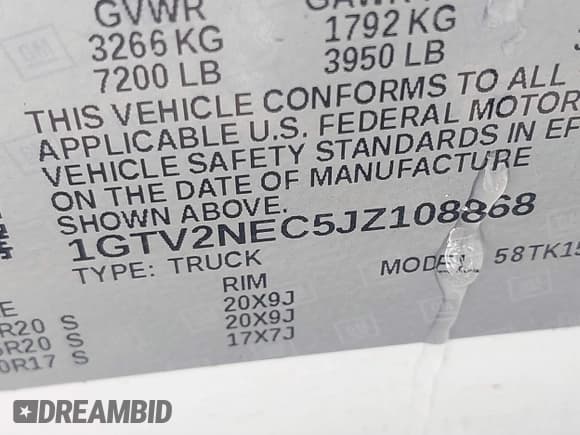 ✅ 2018 GMC Sierra 1500 SLT • VIN: 1GTV2NEC5JZ108868 • Lot: 41282062. Wystawiony na IAAI z przebiegiem 165 793 mil. Bezpłatny archiwum sprzedaży aukcyjnych z USA i szczegółowy raport historii pojazdu na DreamBid. Zdjęcie 9.