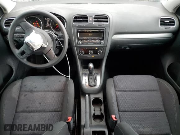 ✅ 2012 Volkswagen Golf • VIN: WVWBB7AJ3CW220950 • Lot: 48070745. Listed on Copart with 30,126 mi. Free auction sales archive from the USA and detailed vehicle history report at DreamBid. Image 8.