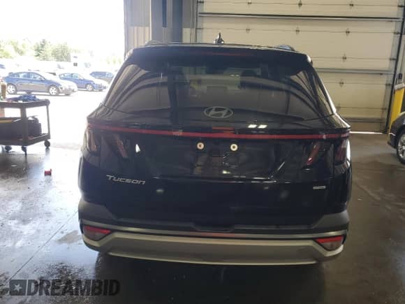 2025 Hyundai Tucson SEL Convenience with VIN 3KMJCCDEXSE016037, listed as a Copart auction lot 70138645 with 1,497 mi miles and Salvage title. Bid and sale history available at DreamBid. Image 6.