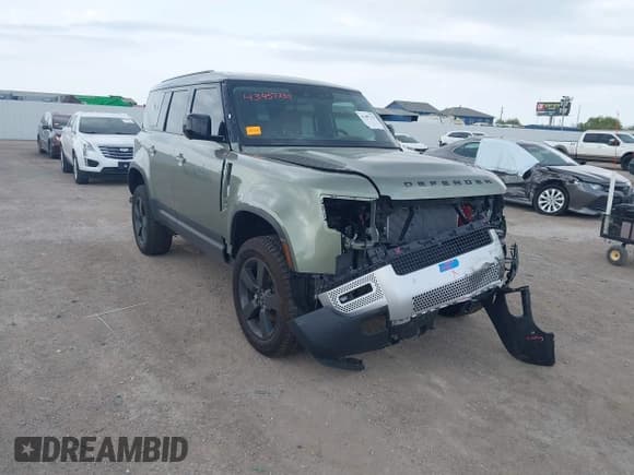 ✅ 2025 Land Rover Defender S • VIN: SALEJ7EXXS2363441 • Лот: 43457339. Опубликован ранее на IAAI с пробегом 2 748 миль. Бесплатный доступ к архиву аукционных продаж из США и подробный отчёт об истории автомобиля на DreamBid. Изображение 1.