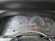 ✅ 2001 Dodge 2500 • VIN: 3B7KF23Z91G819745 • Lot: 92161415. Wystawiony na Copart z przebiegiem 188 021 mil. Bezpłatny archiwum sprzedaży aukcyjnych z USA i szczegółowy raport historii pojazdu na DreamBid. Zdjęcie 9.