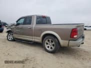 ✅ 2009 Dodge 1500 SLT • VIN: 1D3HB18T79S796952 • Lot: 43179375. Wystawiony na Copart z przebiegiem 225 317 mil. Bezpłatny archiwum sprzedaży aukcyjnych z USA i szczegółowy raport historii pojazdu na DreamBid. Zdjęcie 2.