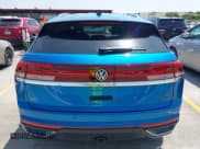 ✅ 2024 Volkswagen Atlas SE • VIN: 1V2HE2CA6RC218474 • Lot: 42292257. Wystawiony na IAAI z przebiegiem 19 654 mil. Bezpłatny archiwum sprzedaży aukcyjnych z USA i szczegółowy raport historii pojazdu na DreamBid. Zdjęcie 16.