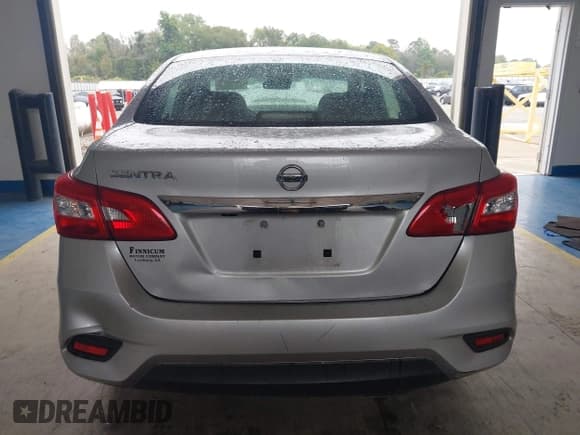 ✅ 2019 Nissan Sentra S • VIN: 3N1AB7AP5KY265527 • Lot: 43311862. Wystawiony na IAAI z przebiegiem 117 786 mil. Bezpłatny archiwum sprzedaży aukcyjnych z USA i szczegółowy raport historii pojazdu na DreamBid. Zdjęcie 16.