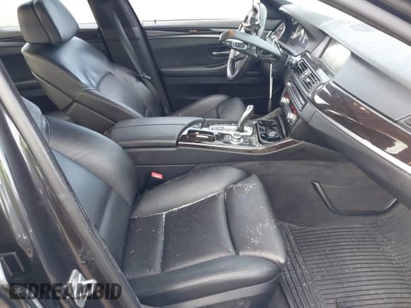 ✅ 2013 BMW 5 Series 535i xDrive • VIN: WBAFU7C56DDU73332 • Lot: 43729448. Listed on IAAI with 92,283 mi. Free auction sales archive from the USA and detailed vehicle history report at DreamBid. Image 5.