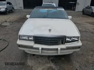 ✅ 1989 Cadillac Seville • VIN: 1G6KS5154KU815522 • Lot: 89629105. Wystawiony na Copart z przebiegiem 150 870 mil. Bezpłatny archiwum sprzedaży aukcyjnych z USA i szczegółowy raport historii pojazdu na DreamBid. Zdjęcie 5.