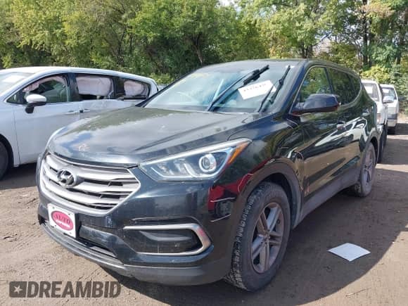 2017 Hyundai Santa Fe 2.4L с VIN 5NMZT3LB9HH009868, выставлен на аукционе IAAI как лот 43376479 с пробегом 126 203 миль миль и . История ставок и продаж доступна на DreamBid. Изображение 2.