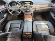 ✅ 2012 Mercedes-Benz E 350 Luxury • VIN: WDDHF8JB2CA534122 • Лот: 81903725. Опубликован ранее на Copart с пробегом 221 373 миль. Бесплатный доступ к архиву аукционных продаж из США и подробный отчёт об истории автомобиля на DreamBid. Изображение 8.