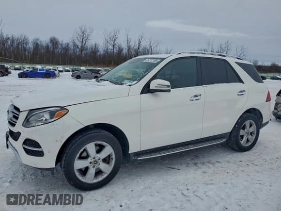 ✅ 2016 Mercedes-Benz GLE 350 • VIN: 4JGDA5HB6GA685607 • Lot: 95212155. Wystawiony na Copart z przebiegiem 94 331 mil. Bezpłatny archiwum sprzedaży aukcyjnych z USA i szczegółowy raport historii pojazdu na DreamBid. Zdjęcie 1.