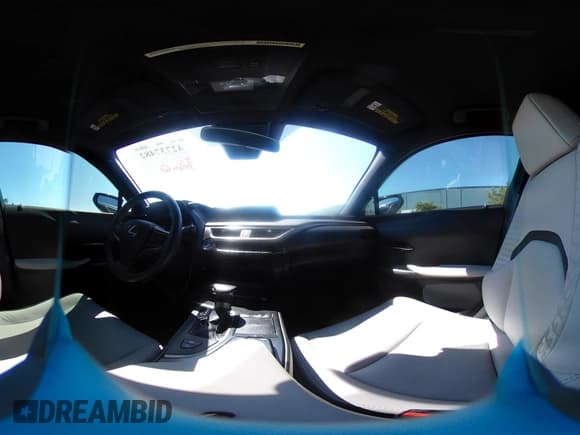 ✅ 2021 Lexus UX 250h • VIN: JTHX9JBH3M2042734 • Lot: 42737482. Listed on IAAI with 37,703 mi. Free auction sales archive from the USA and detailed vehicle history report at DreamBid. Image 18.