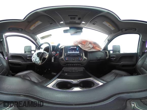 ✅ 2017 GMC Sierra 2500HD Denali • VIN: 1GT12UEY2HF246271 • Лот: 43504990. Опубликован ранее на IAAI с пробегом 115 762 миль. Бесплатный доступ к архиву аукционных продаж из США и подробный отчёт об истории автомобиля на DreamBid. Изображение 18.