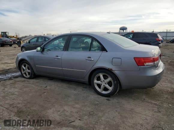 ✅ 2008 Hyundai Sonata SE • VIN: 5NPEU46F98H312815 • Лот: 87377704. Опубликован ранее на Copart с пробегом 236 340 миль. Бесплатный доступ к архиву аукционных продаж из США и подробный отчёт об истории автомобиля на DreamBid. Изображение 2.