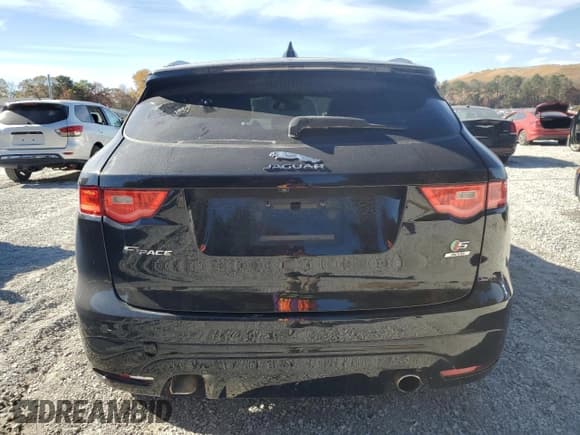 ✅ 2017 Jaguar F-Pace S • VIN: SADCM2BVXHA088233 • Lot: 92867585. Wystawiony na Copart z przebiegiem 102 650 mil. Bezpłatny archiwum sprzedaży aukcyjnych z USA i szczegółowy raport historii pojazdu na DreamBid. Zdjęcie 6.