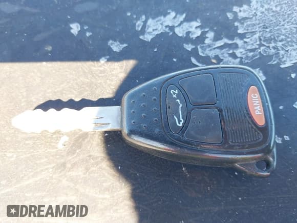 ✅ 2013 Dodge Avenger SE • VIN: 1C3CDZABXDN566413 • Lot: 41427033. Wystawiony na IAAI z przebiegiem 117 044 mil. Bezpłatny archiwum sprzedaży aukcyjnych z USA i szczegółowy raport historii pojazdu na DreamBid. Zdjęcie 11.