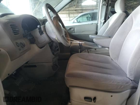 2002 Dodge Caravan EX z VIN 2B8GP74L12R524155, wystawiony jako Copart lot #53337095 z przebiegiem 163 825 mil mil oraz Czysty tytuł • Clean title. Historia ofert i sprzedaży dostępna na DreamBid. Obrazek 7.