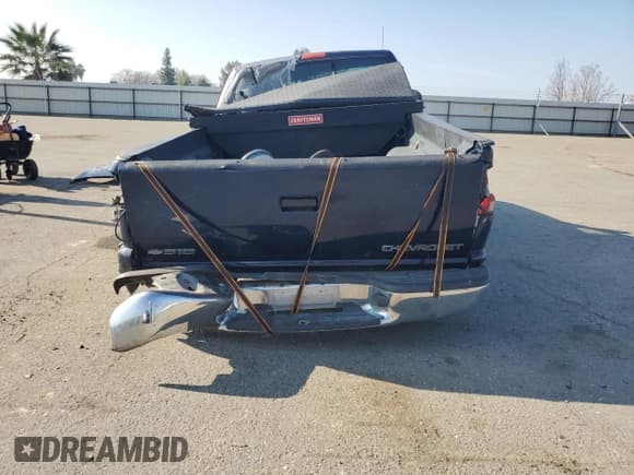 ✅ 2000 Chevrolet S-10 LS • VIN: 1GCCS1442Y8126187 • Лот: 86921324. Опубликован ранее на Copart с пробегом 137 936 миль. Бесплатный доступ к архиву аукционных продаж из США и подробный отчёт об истории автомобиля на DreamBid. Изображение 6.