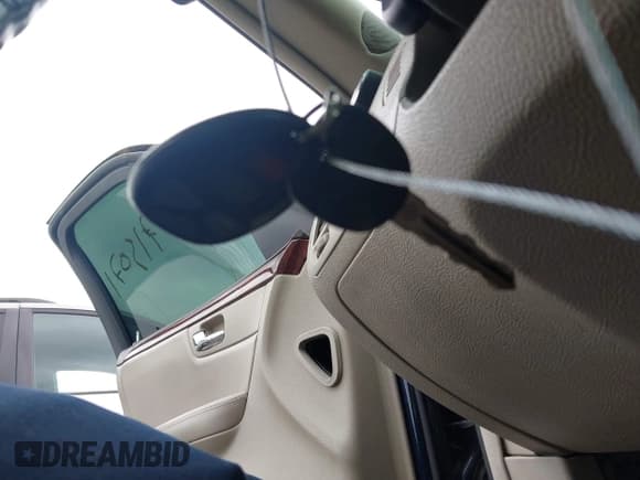 ✅ 2007 Cadillac DTS Luxury II • VIN: 1G6KD57Y47U187559 • Lot: 42715071. Listed on IAAI with 106,196 mi. Free auction sales archive from the USA and detailed vehicle history report at DreamBid. Image 11.