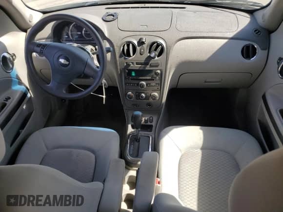 2006 Chevrolet HHR LT z VIN 3GNDA23D06S604438, wystawiony jako Copart lot #73238384 z przebiegiem 219 495 mil mil oraz Szkoda całkowita • Salvage title. Historia ofert i sprzedaży dostępna na DreamBid. Obrazek 8.