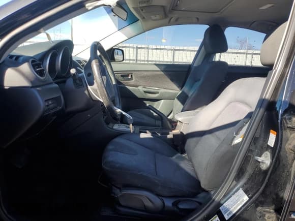 ✅ 2009 Mazda 3 S Sport • VIN: JM1BK323891192626 • Lot: 81324604. Listed on Copart with 192,555 mi. Free auction sales archive from the USA and detailed vehicle history report at DreamBid. Image 7.