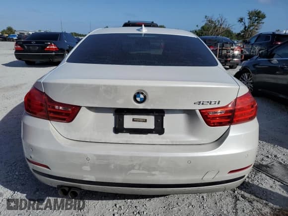 ✅ 2015 BMW 4 Series 428i • VIN: WBA3N7C54FK225322 • Lot: 84755965. Wystawiony na Copart z przebiegiem 119 308 mil. Bezpłatny archiwum sprzedaży aukcyjnych z USA i szczegółowy raport historii pojazdu na DreamBid. Zdjęcie 6.
